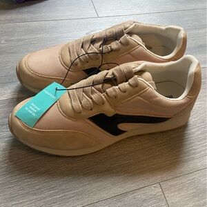 BNWT Tan & Black Sneakers